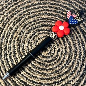 Patriotic / American Girl / Beaded Pen